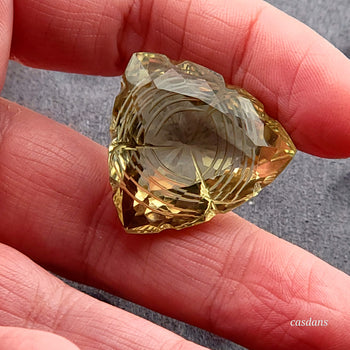 Intaglio Lemon Quartz Facet