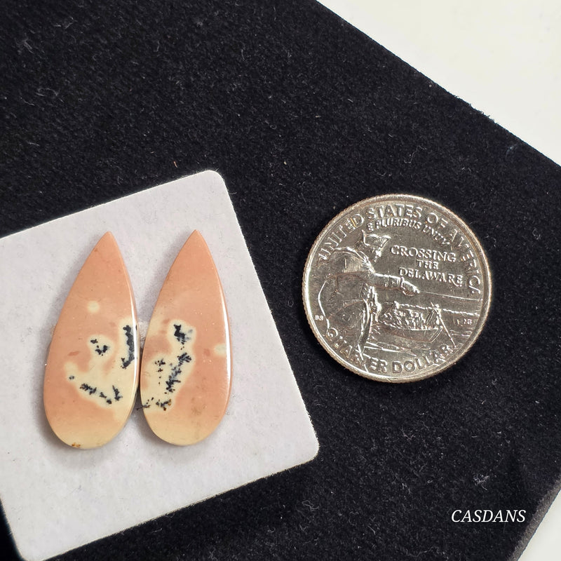 Dendritic Jasper Cabochon