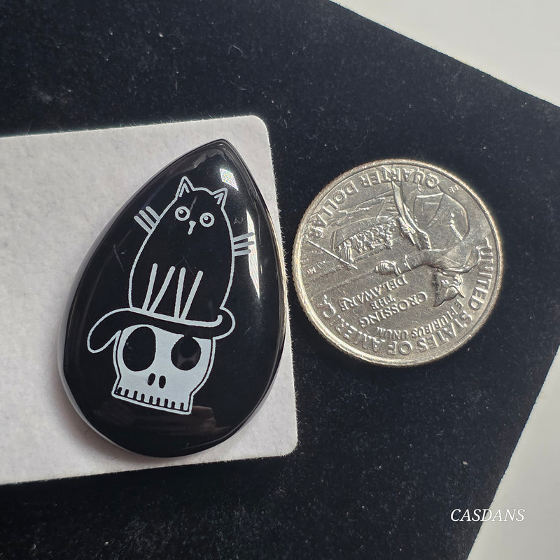 Engraved Onyx Cabochon