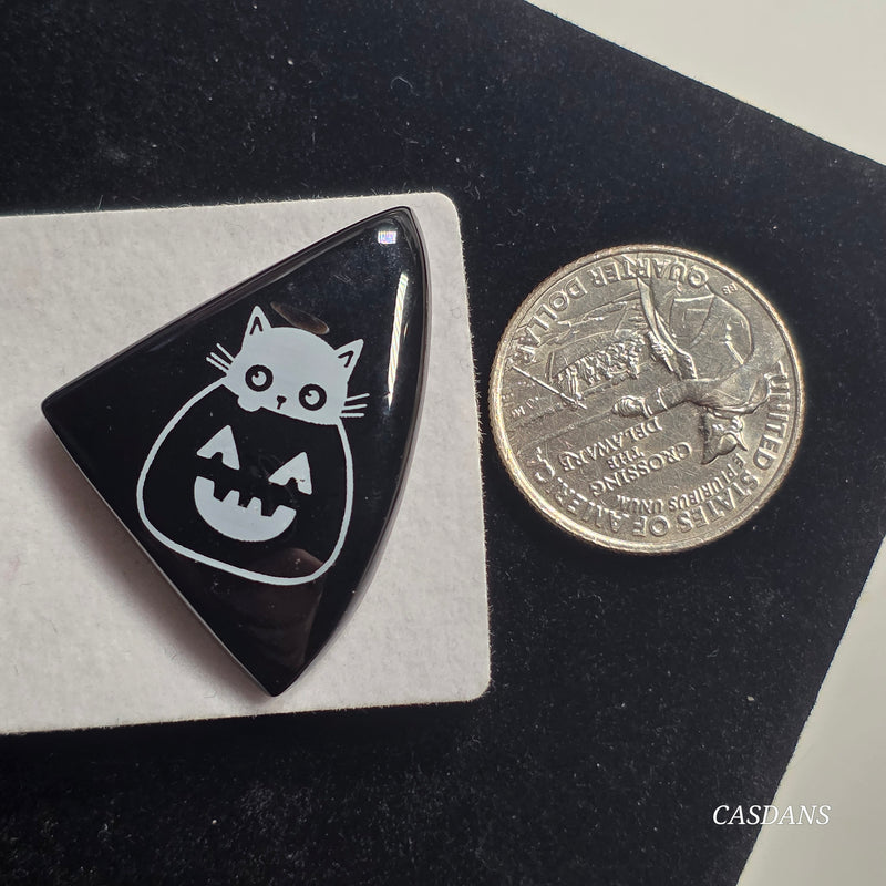 Engraved Onyx Cabochon