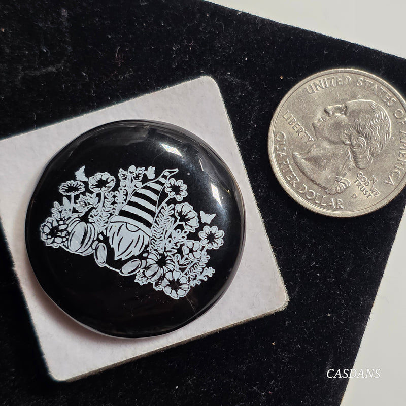 Engraved Onyx Cabochon