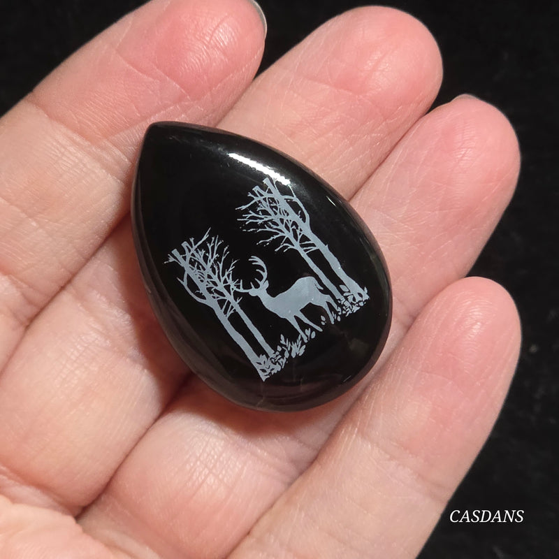 Engraved Onyx Cabochon