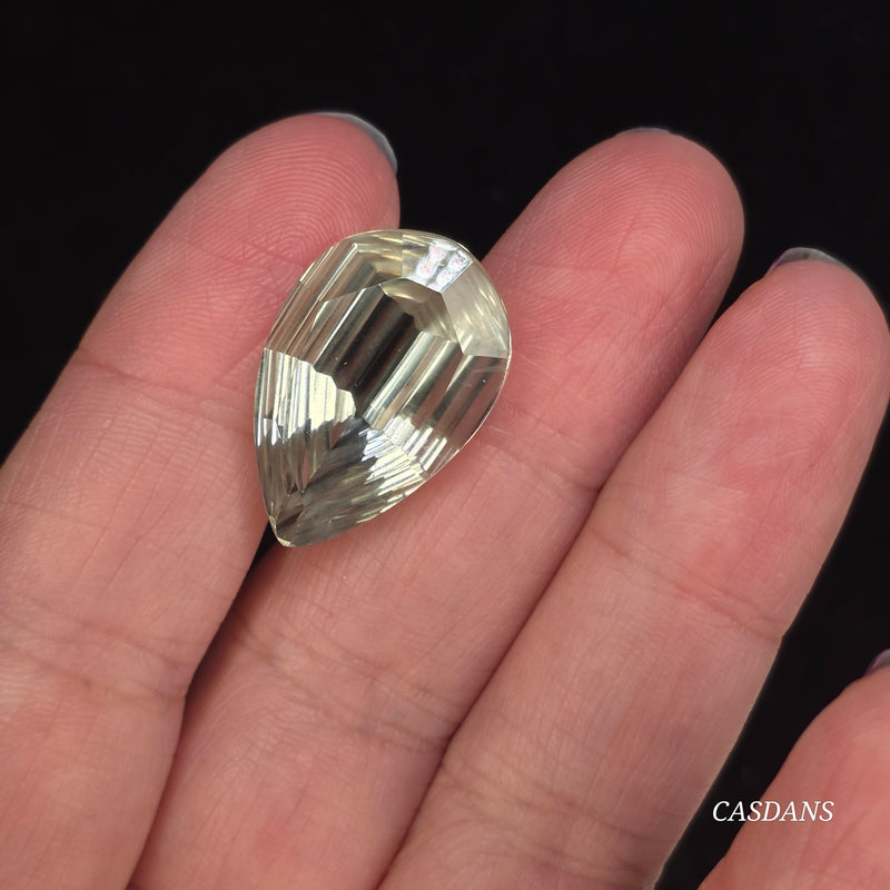 Quartz Facet