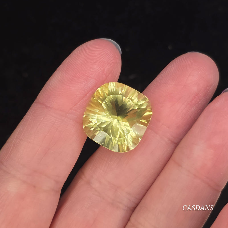 Quartz Facet