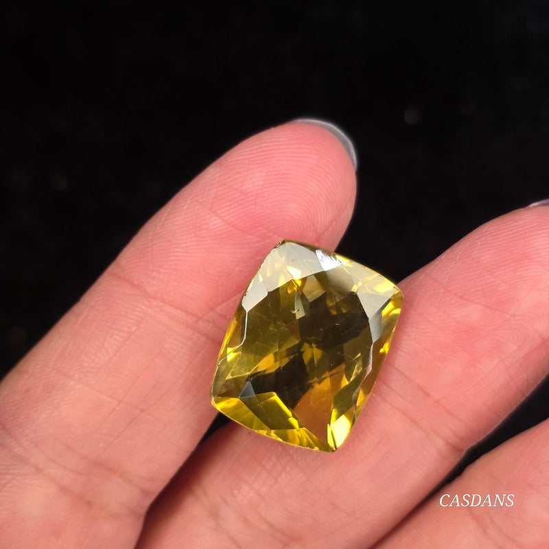 Quartz Facet