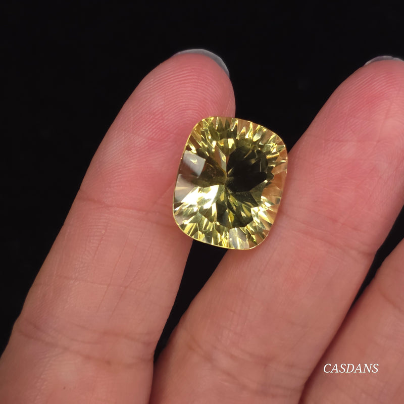 Quartz Facet