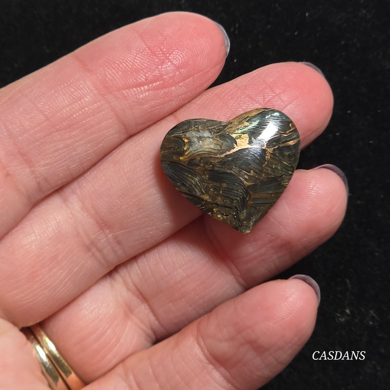Dream Weaver Composite Heart Cabochon (Contains Mother of Pearl and Abalone Shell)