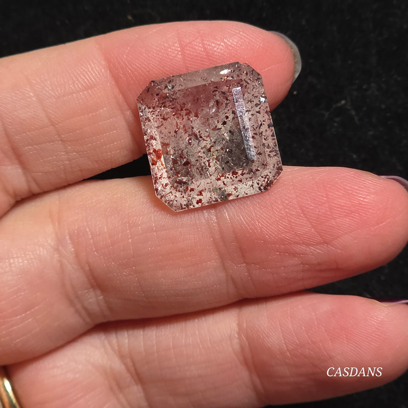 Quartz w/ Inclusions Facet (Trade Name Super 7)