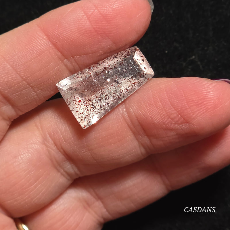 Quartz w/ Inclusions Facet (Trade Name Super 7)