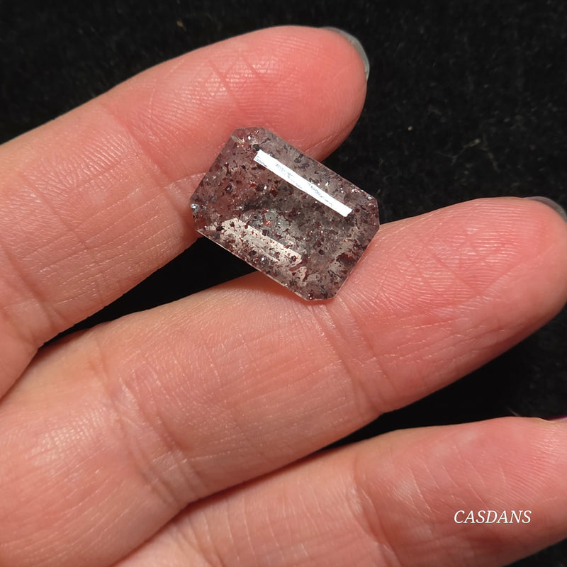 Quartz w/ Inclusions Facet (Trade Name Super 7)