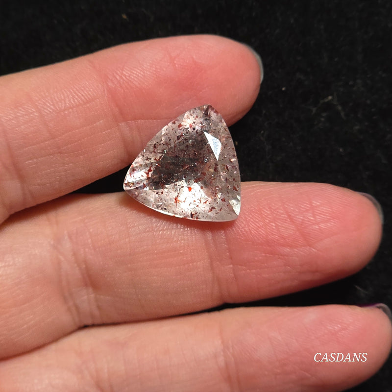 Quartz w/ Inclusions Facet (Trade Name Super 7)