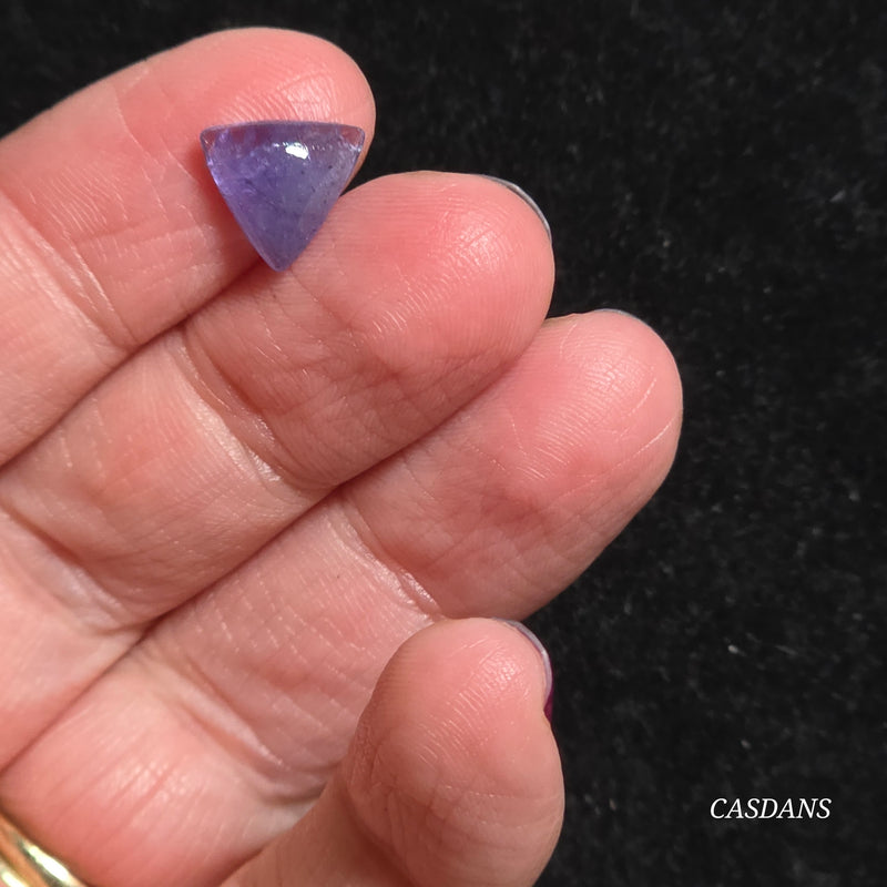 Tanzanite Cabochon