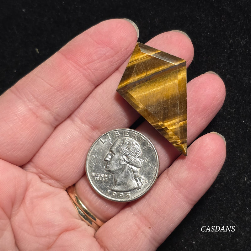 Tiger’s Eye Kite Cabochon