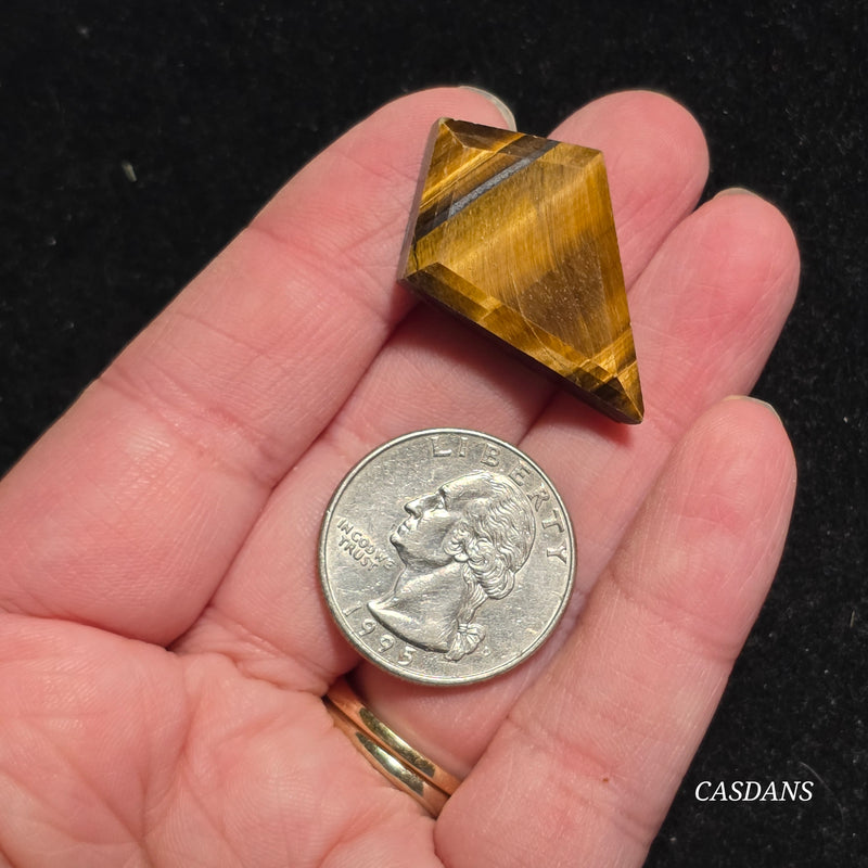 Tiger’s Eye Kite Cabochon