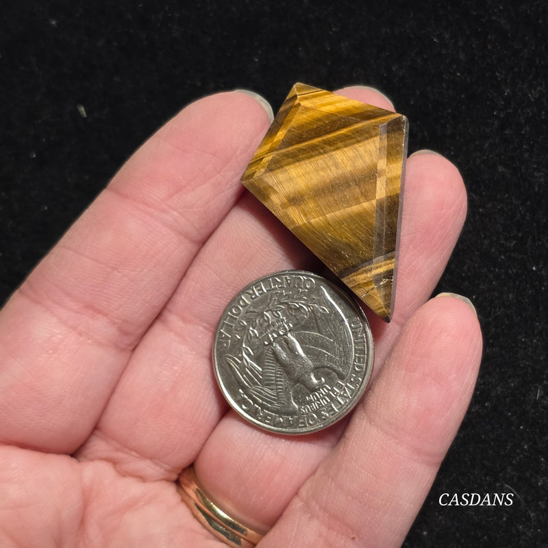 Tiger’s Eye Kite Cabochon