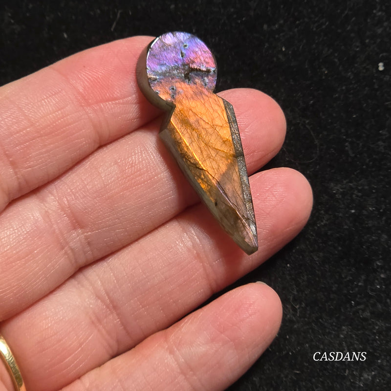 Labradorite Kunai