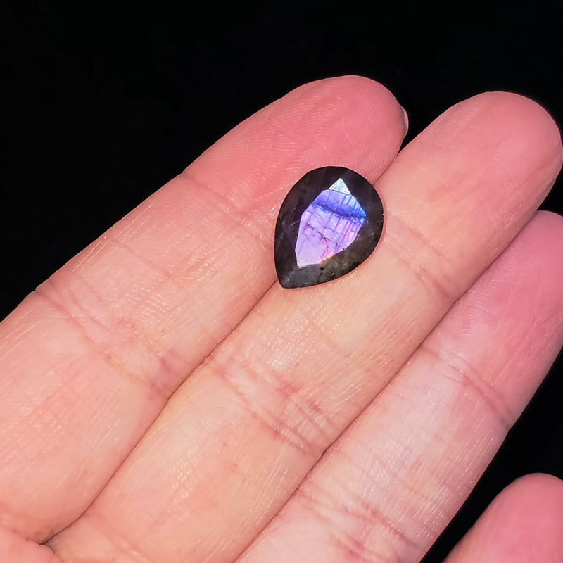 Labradorite 11x14mm Pear Facet - Calibrated